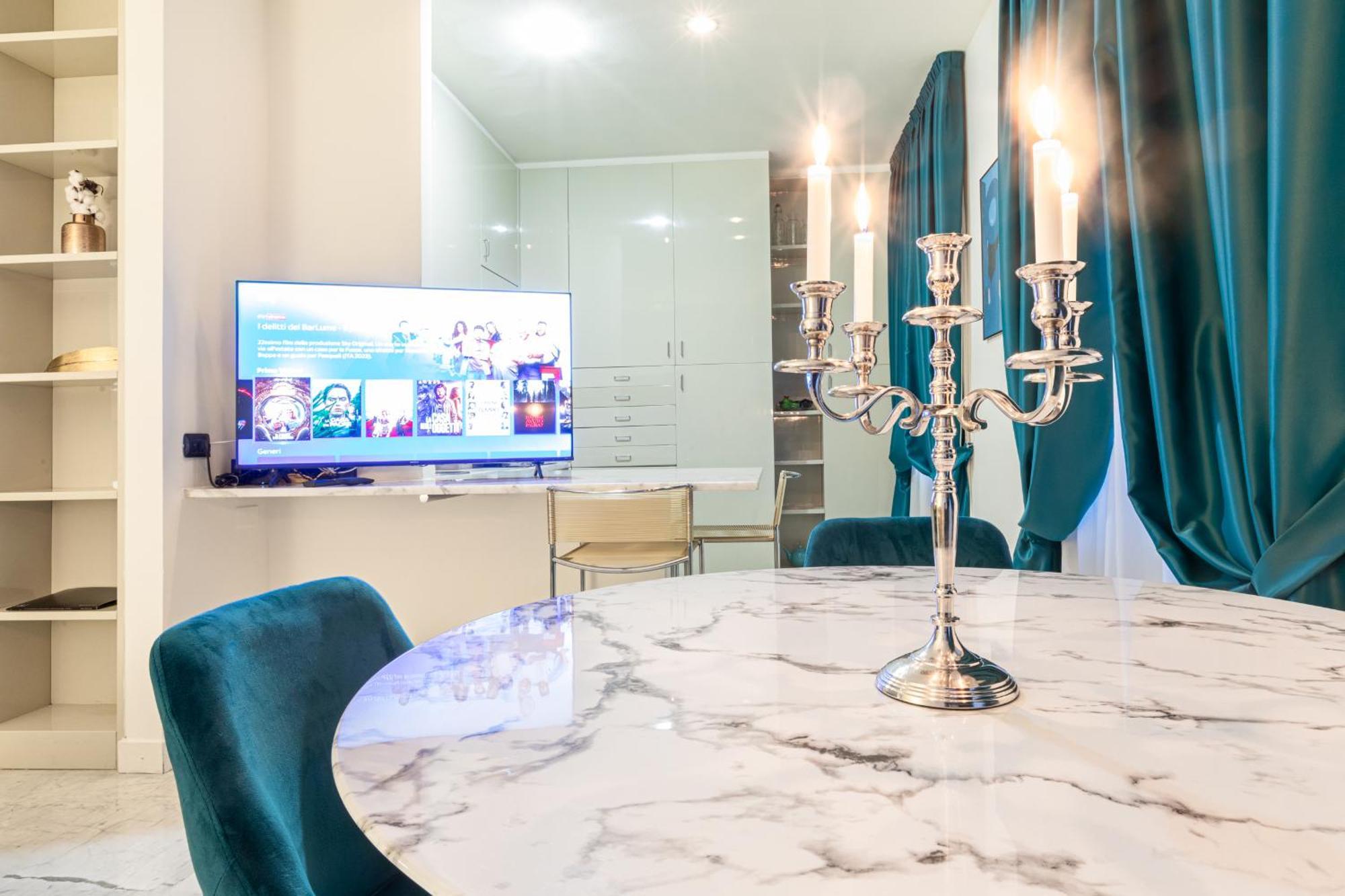 Monte Napoleone Split-Level Terrace Apartment - Top Collection Milano Dış mekan fotoğraf